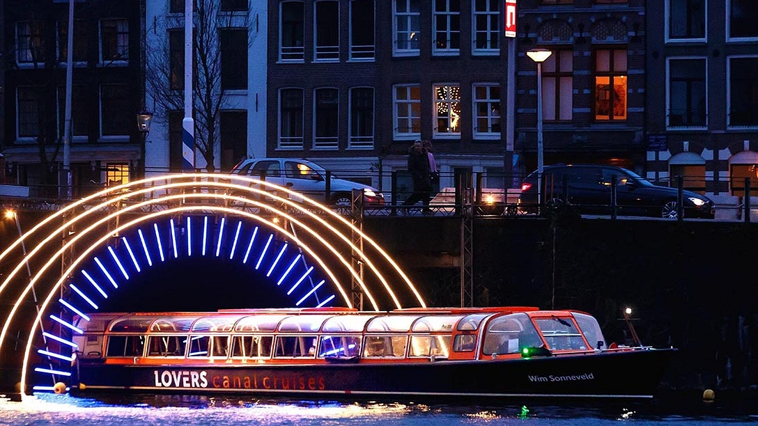 Amsterdam Light Festival Lovers boat