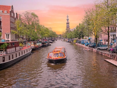 Boat on the Prinsengracht