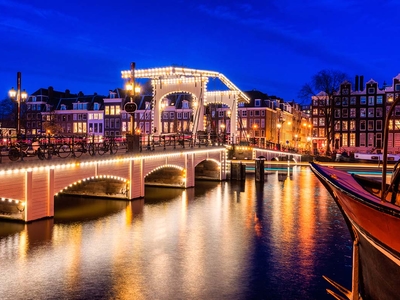 Skinny bridge at night