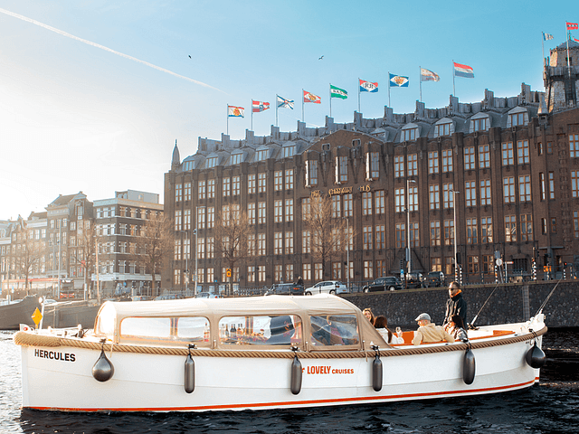 Lovely Cruises Private Boat Rental closeby