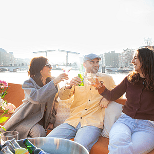 Lovely Cruises luxury open boat Lovers 640x444 preview