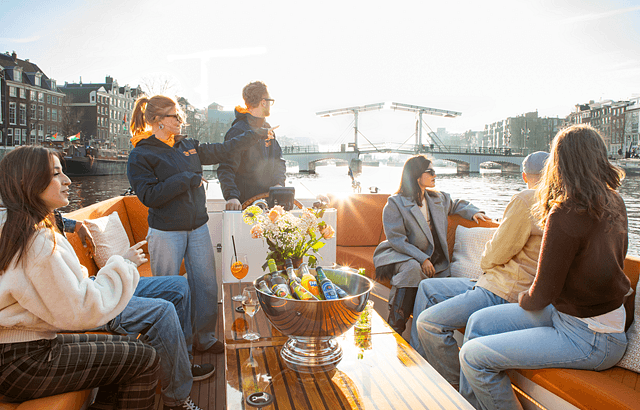 Lovely Cruises luxury open boat Lovers 640x410 landscape