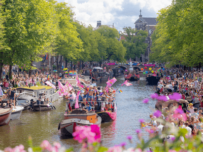 Pride Canal Parade boats preview 1386x1042