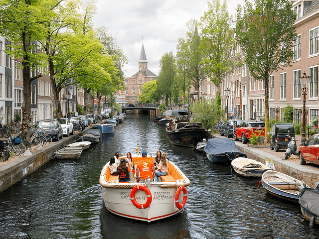 Private Boat in the canal lovely cruises