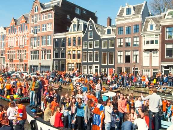 Koningsdag sloep huren