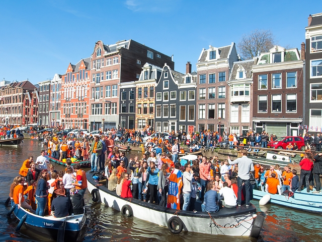 Shutterstock 281877467